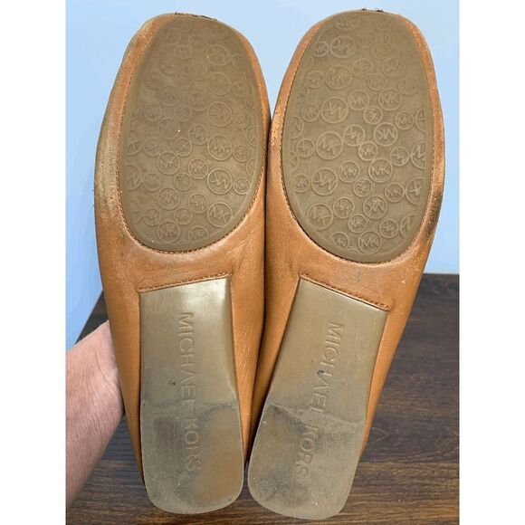 Michael Kors Womens Slip On Leather Flat Shoe Tan Size 10 - Picture 9 of 14